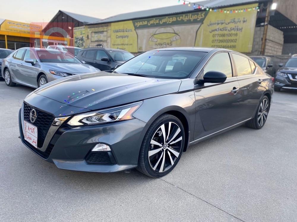 Nissan Altima